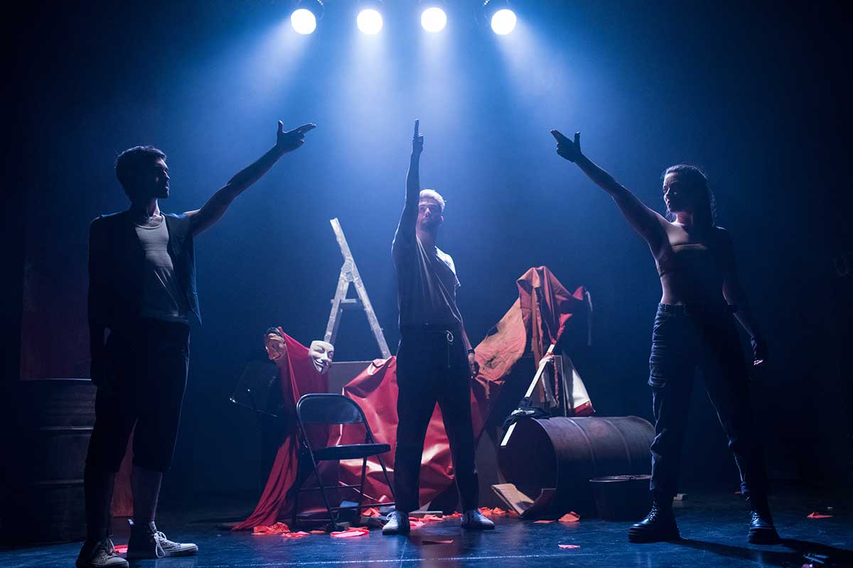 Els-Miserables---Teatre-Tantarantana---©-Roser-Blanch-–-escena-9-min