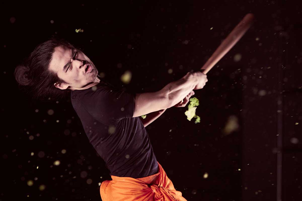 Junyi,-Kernel-Dance-Theatre---AM-I-BRUCE-LEE-01-©Tristan-Perez-Martin